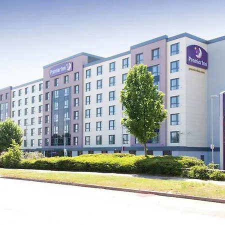 Premier Inn London Gatwick Manor Royal-3